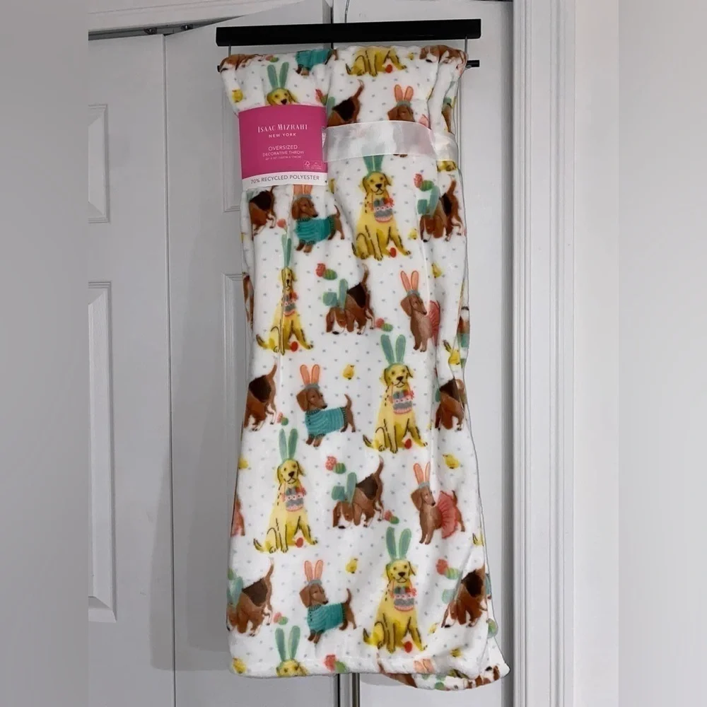 New Isaac Mizrahi Oversized Dachshund Golden Retriever Easter Throw 60 x 70